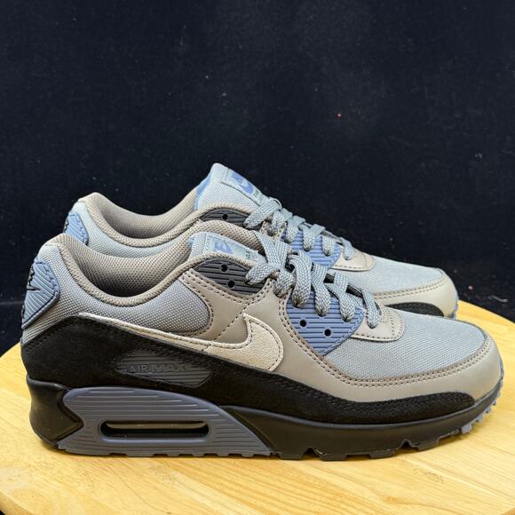 Nike Air Max 90 Smoke Grey Diffused IB6392 001 Size 9 Blue Black Mesh Low Top - Picture 5 of 10